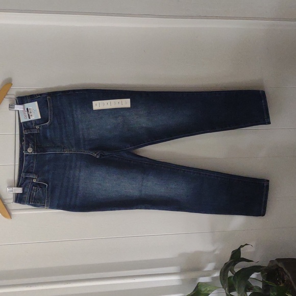 Cat & Jack Girls' Mid-Rise Ultimate Stretch Skinny Jeans- Sz 14 - Picture 2 of 11